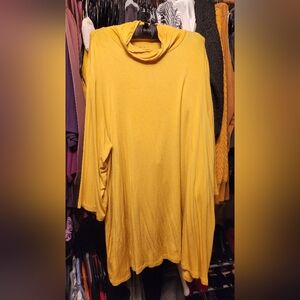 Torrid Super Soft Mustard Mock/Cowl Neck Tunic 3/4 Sleeve Size 3